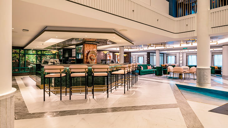 The Living Room aboard Spirit of Adventure